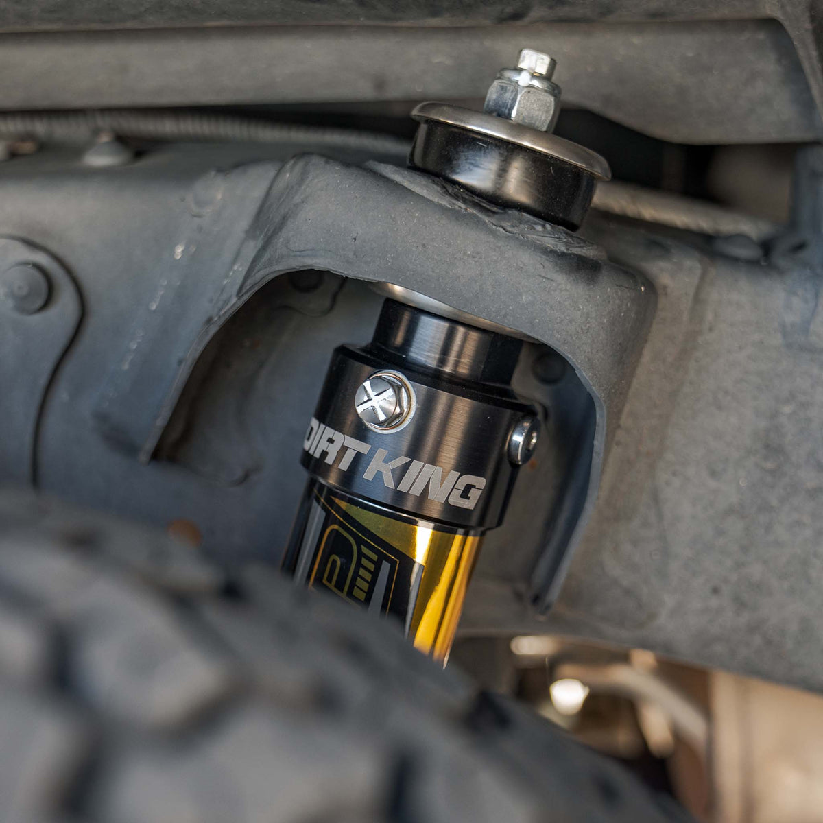 Dirt King 2.0 IFP Smooth Body Shocks | 2005–2023 Toyota Tacoma – view 6