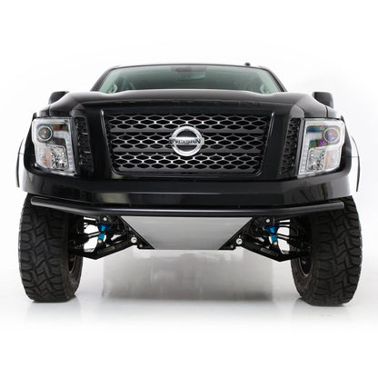 Front view of Nissan Titan with Dirt King long travel kit