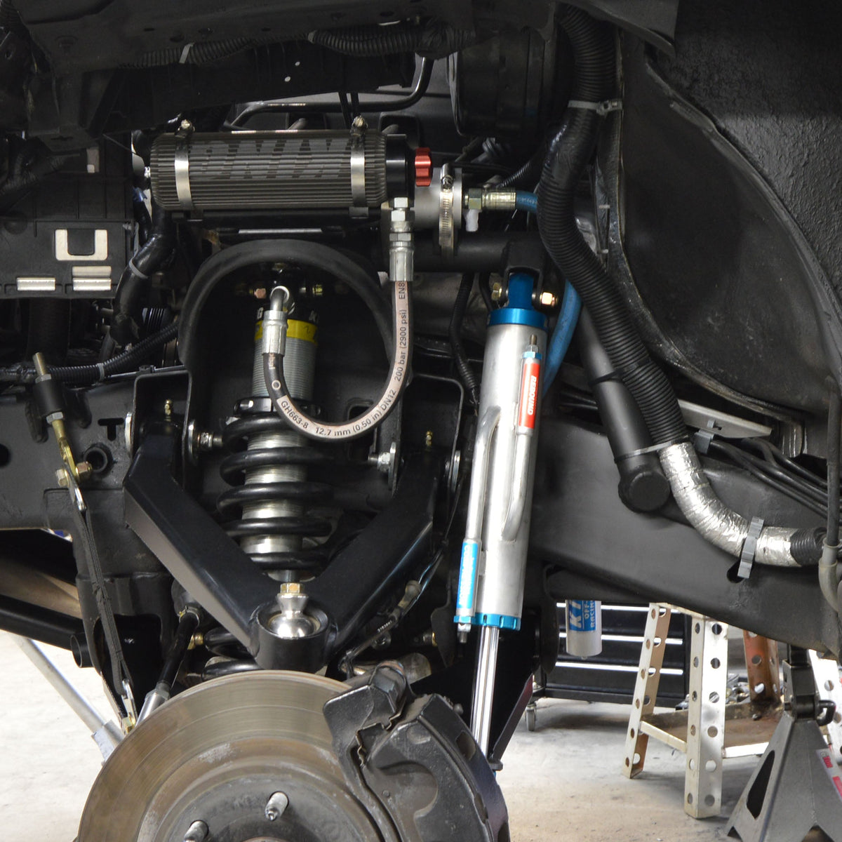 Dirt King Bypass Shock Hoop Kit | 2007–2018 Chevrolet Silverado 1500 / 2007–2018 GMC Sierra 1500 / 2007–2020 Chevrolet Tahoe / 2007–2020 GMC Yukon – view 6