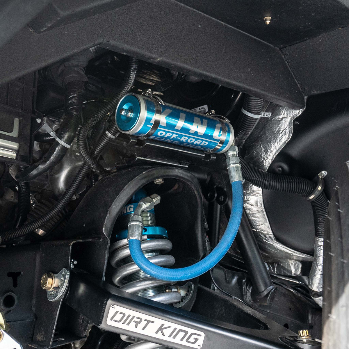 Dirt King Bolt on Reservoir Mounts | 2007–2018 Chevrolet Silverado 1500 / 2007–2018 GMC Sierra 1500 / 2007–2020 Chevrolet Tahoe / 2007–2020 GMC Yukon – view 2