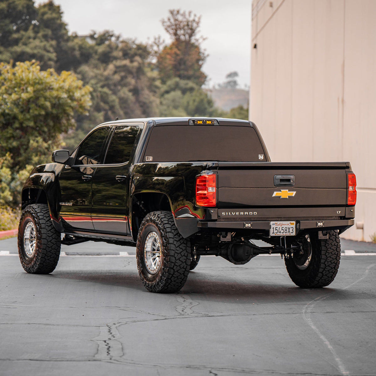 Dirt King Plate Rear Bumper installed — exterior view 6