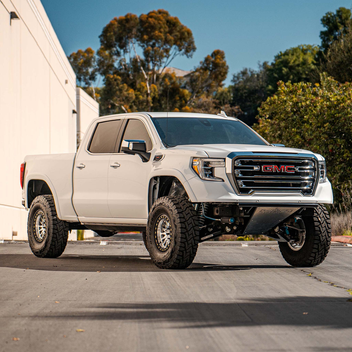 Dirt King Long Travel Shackles | 2019–2026 Chevrolet Silverado 1500 / 2019–2026 GMC Sierra 1500 – view 8