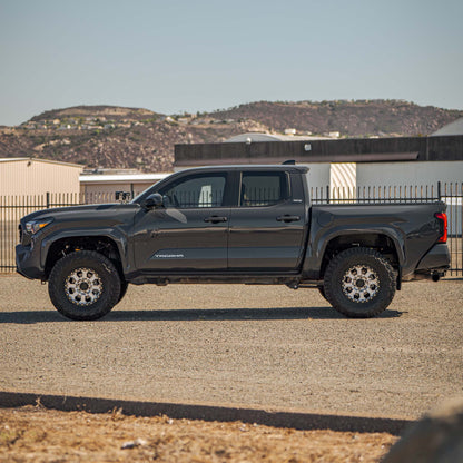 Dirt King 2.5 Coilovers | DCA Remote Reservoir | 2024–2026 Toyota Tacoma – mt prerunner kit 2