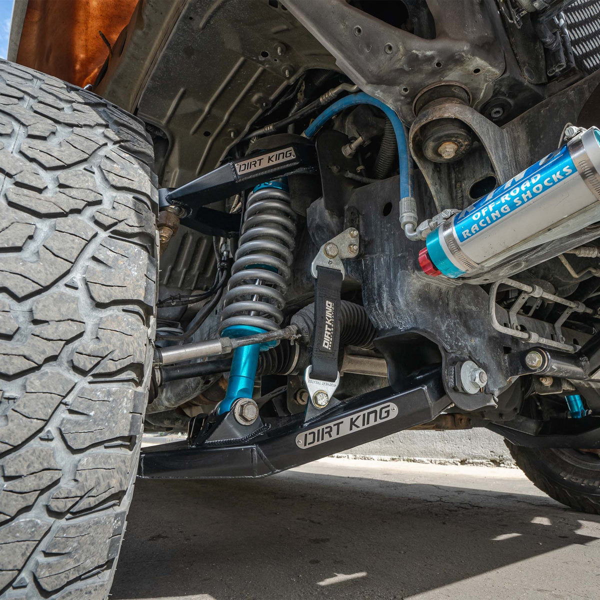 Dirt King long travel kit installed on 2004–2008 Ford F-150