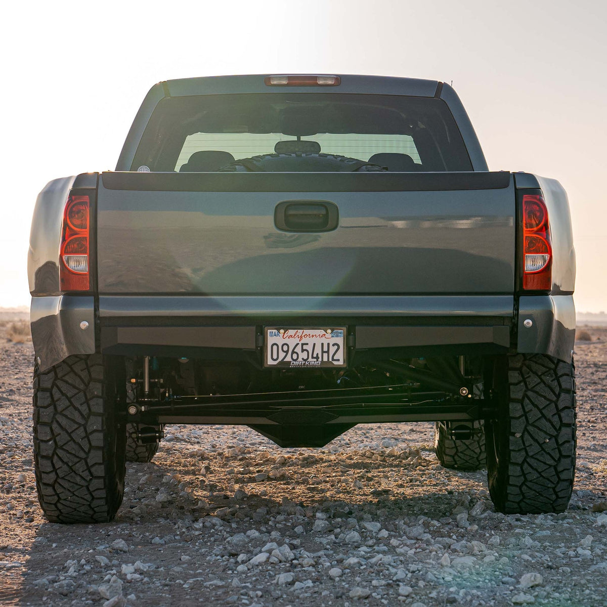 Dirt King DK-632826 installed off-road truck