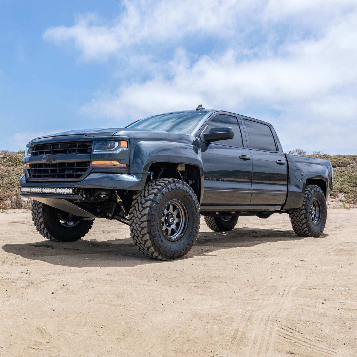 Dirt King Prerunner Front Bumper installed on Chevrolet Silverado