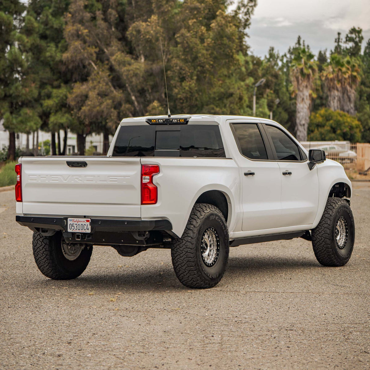 Dirt King Plate Rear Bumper for 2019–2026 Chevrolet Silverado 1500 and GMC Sierra 1500 – view 7